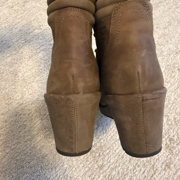 Merrell Women’s Tan Lace Up Wedge Winter/Hiking Ankle Booties Size 8.5 - Picture 7 of 16